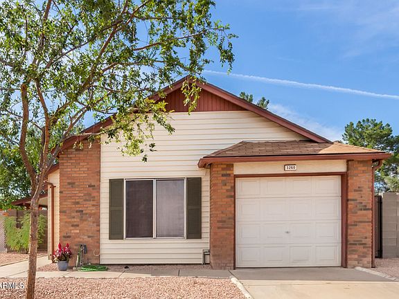 3rd image of 3260 N Ash Cir