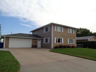 1027 E Nebraska Ave, Grand Island, NE, 68801
