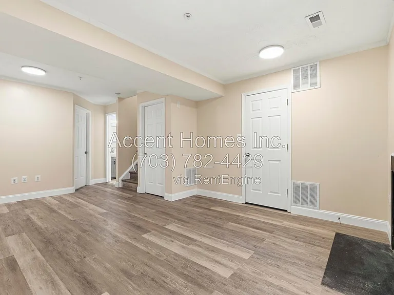 10299 Wimbledon Pl — Photo 22