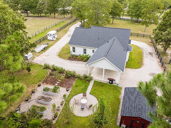 3rd image of 183 Bridle Creek Trl