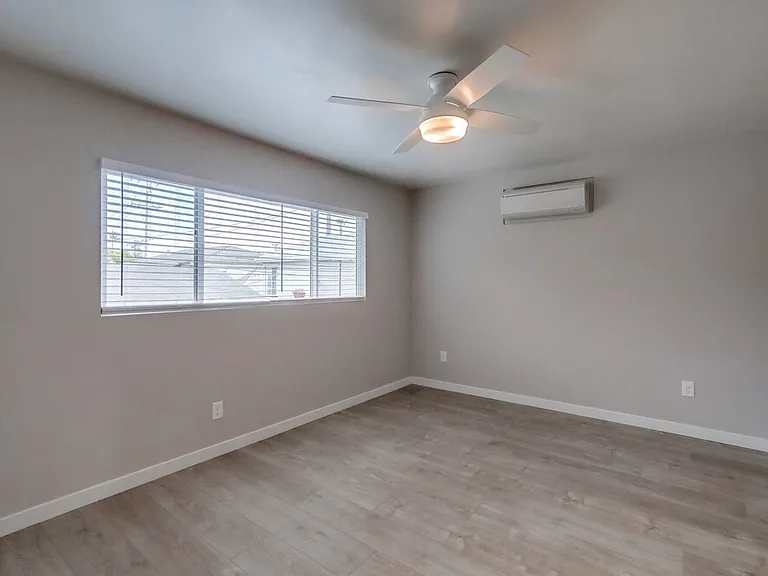 4449 Central Ave — Photo 15