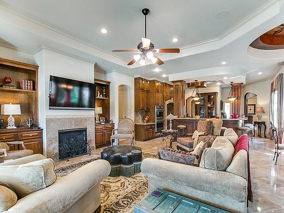 4th image of 8106 Beckett Creek Ln
