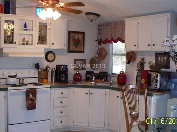 4th image of 6721 S Surrey Ln