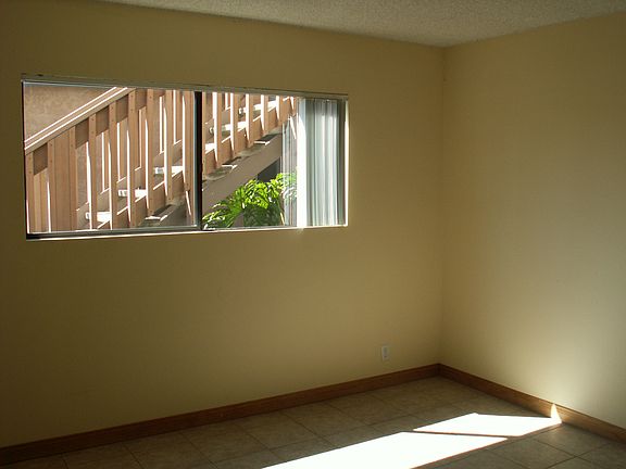 4th image of 778 Sapphire St APT 3