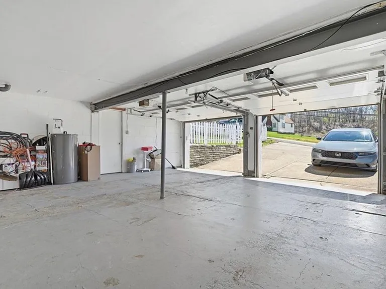 1149 Jefferson Rd — Photo 15