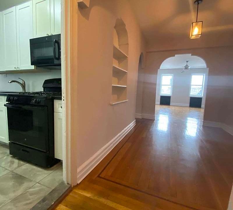 1st image of 2709 Ocean Ave #9BB