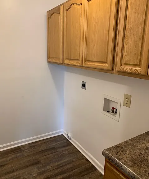 122 Phillips St — Photo 6