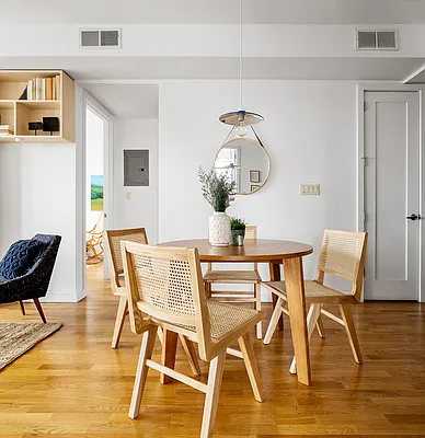Sold by Compass | media 2