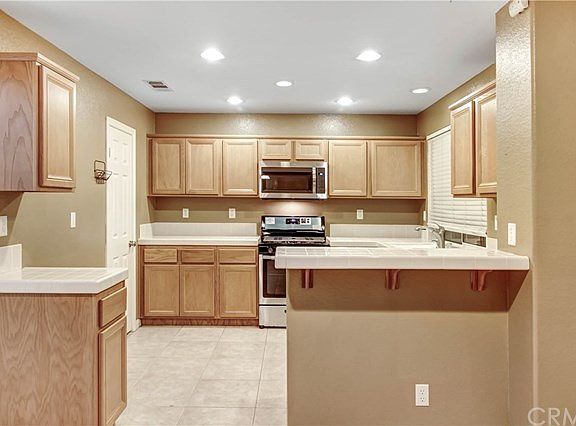 3rd image of 25980 Marco Polo St