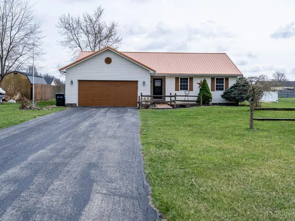 126 Glenavy Dr, Lynchburg, OH 45142