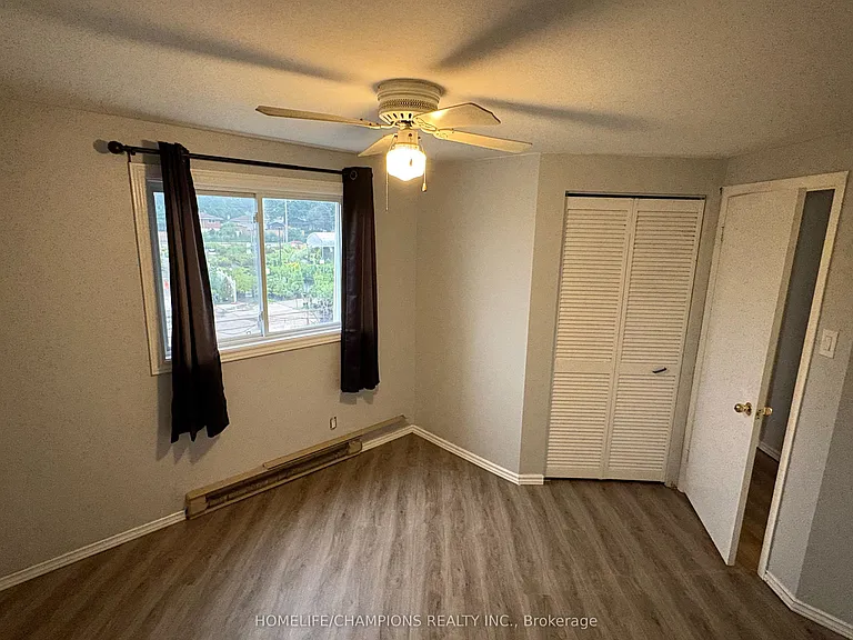 60 Elmsdale Dr #33 — Photo 9