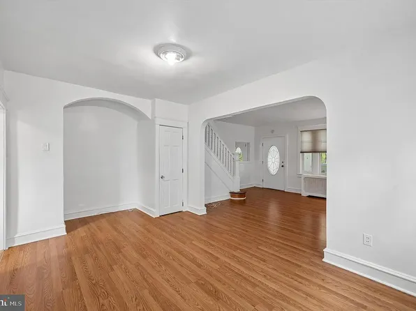 1008 E 18th St, Chester, PA 19013