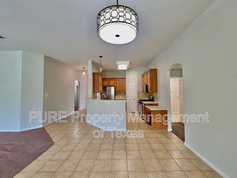 1104 Kensington Castle Trl — Photo 7