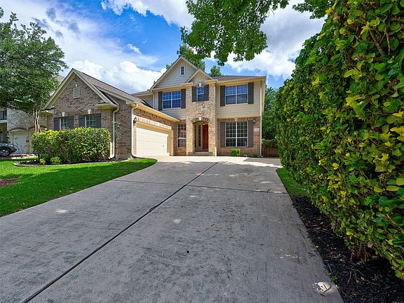 3rd image of 1554 Homewood Cir