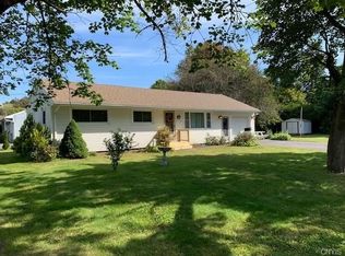 600 Locust Dr, Utica, NY 13502