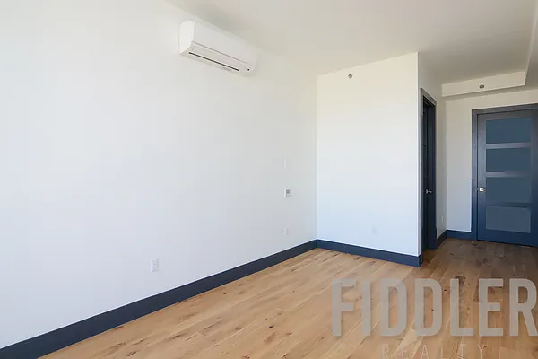 Rented by The KCI Group | media 32