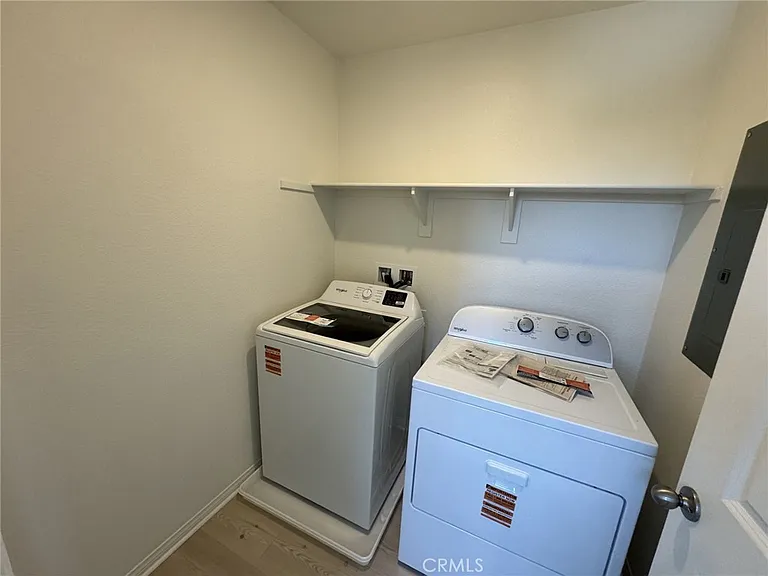 15993 Alamo Ct — Photo 23