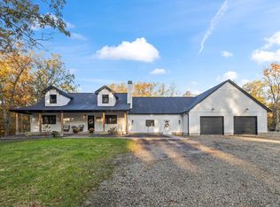 1933 E 1260 North Rd, Shelbyville, IL 62565