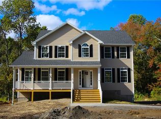 2 Pearmain Rd, Shelton, CT 06484