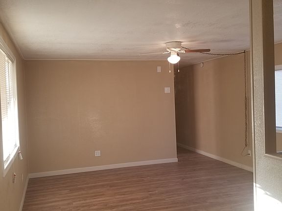 2nd image of 102 S Ironwood Dr Lot 4
