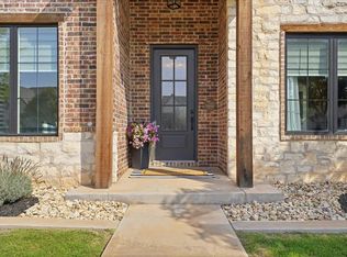620 N 9th St, Wolfforth, TX 79382