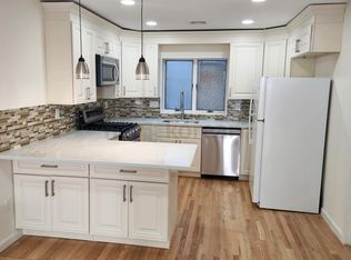 223 E Central Blvd FLOOR 1, Palisades Park, NJ 07650