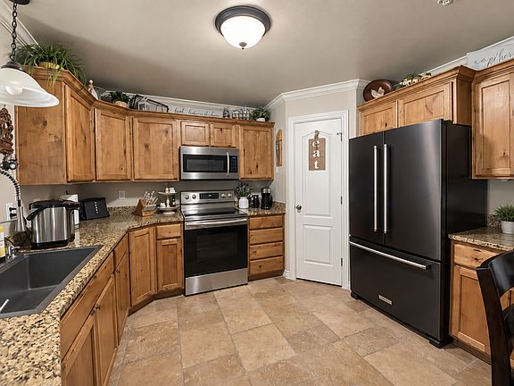 5th image of 546 S 2150 W APT 102