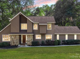 4216 Rotunda Rd, Charlotte, NC 28226