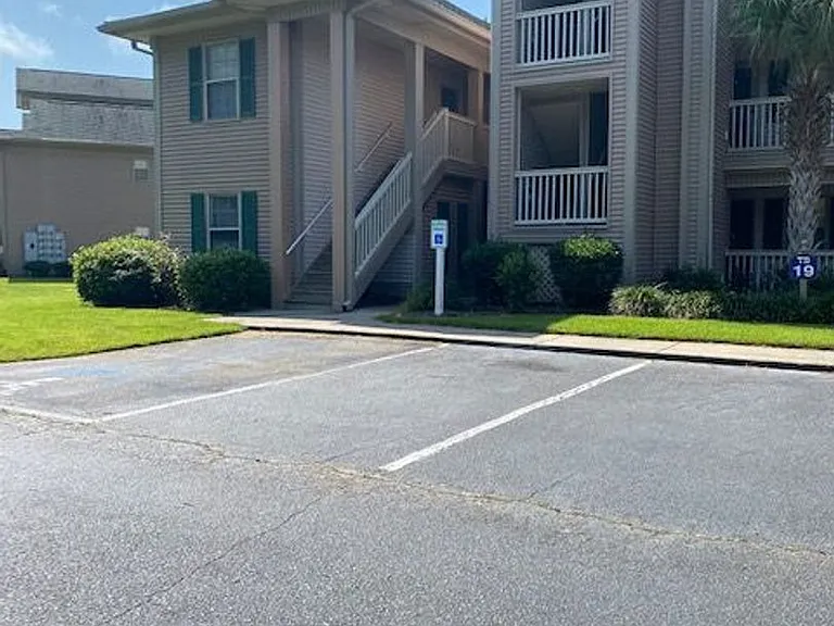 390 Pinehurst Ln #14E — Photo 1