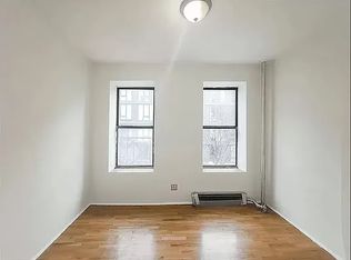 539 W 49th St APT 4B, New York, NY 10019