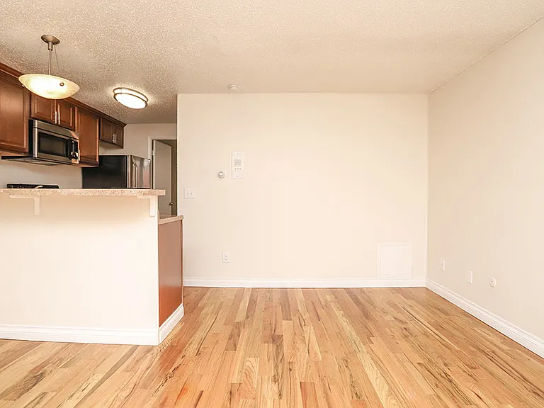 222 Logan — Photo 56
