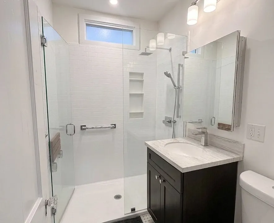 8 Dawes St #1