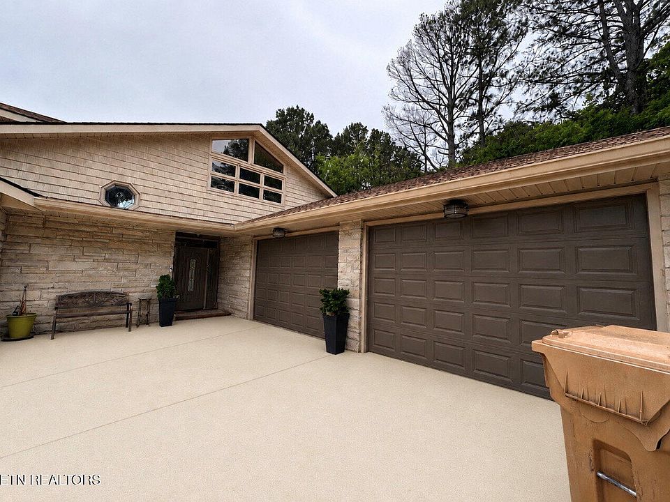 1st image of 332 Southshore Dr