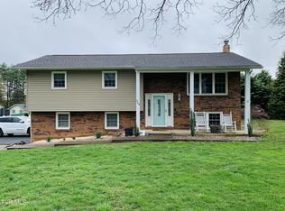 324 Bellehaven Dr, Bristol, VA 24201