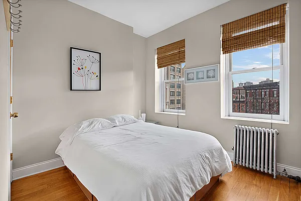 Rented by Compass | media 27