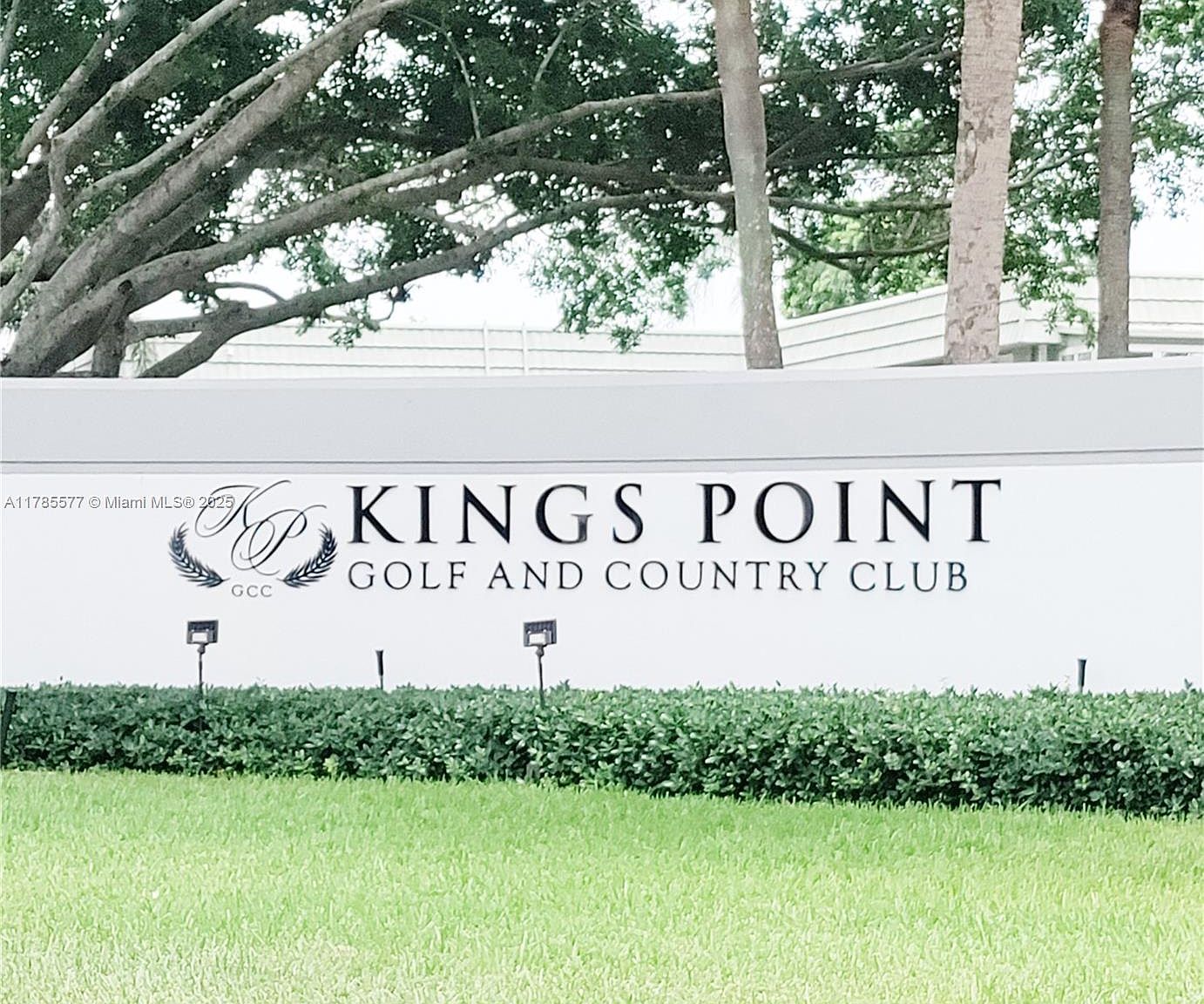 60 Burgundy Dr #60-B