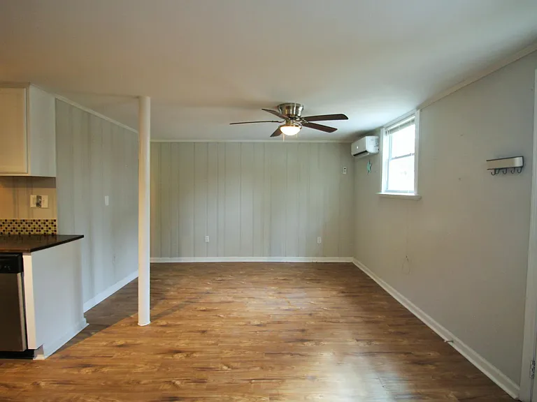 3999 Withrow Dr — Photo 3