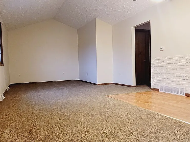 8578 Kirsch Rd — Photo 7