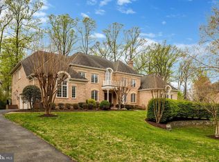 1204 Hunters Grove Ct, Mc Lean, VA 22102