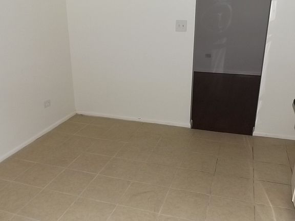 3rd image of 465 E 169th St
