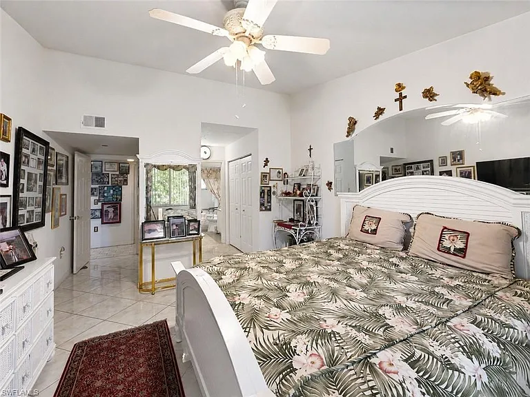 8294 Key Royal Cir #1631 — Photo 17