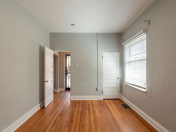 3rd image of 3555 Quivas St