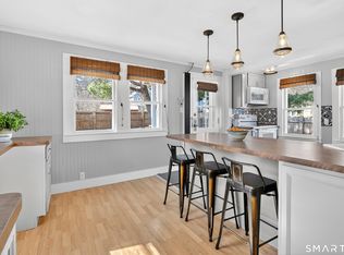 8 Gargan Place, Simsbury, CT 06070