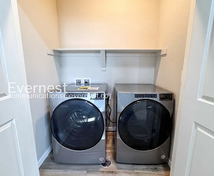 12492 Childers St — Photo 16