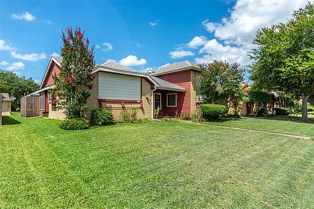 1st image of 709 Fieldwood Dr