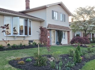 1036 Alpena Rd, Philadelphia, PA 19115