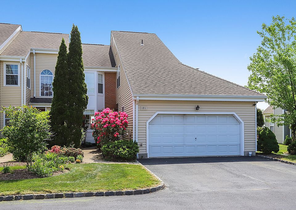 1st image of 191 Zeppi Ln