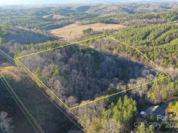 108 State Rd, Mill Spring, NC 28756