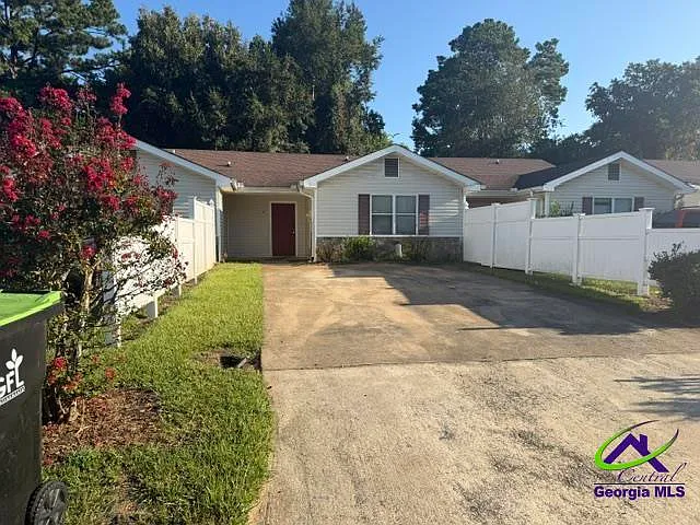 209B Woodcrest Cir