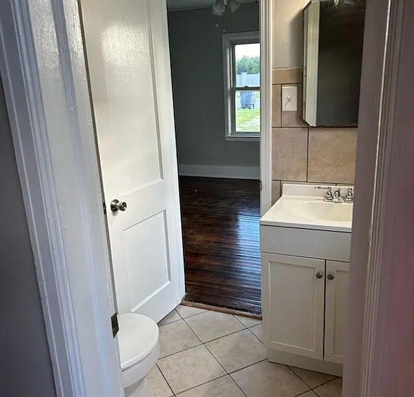 745 Queen Ave NW — Photo 7